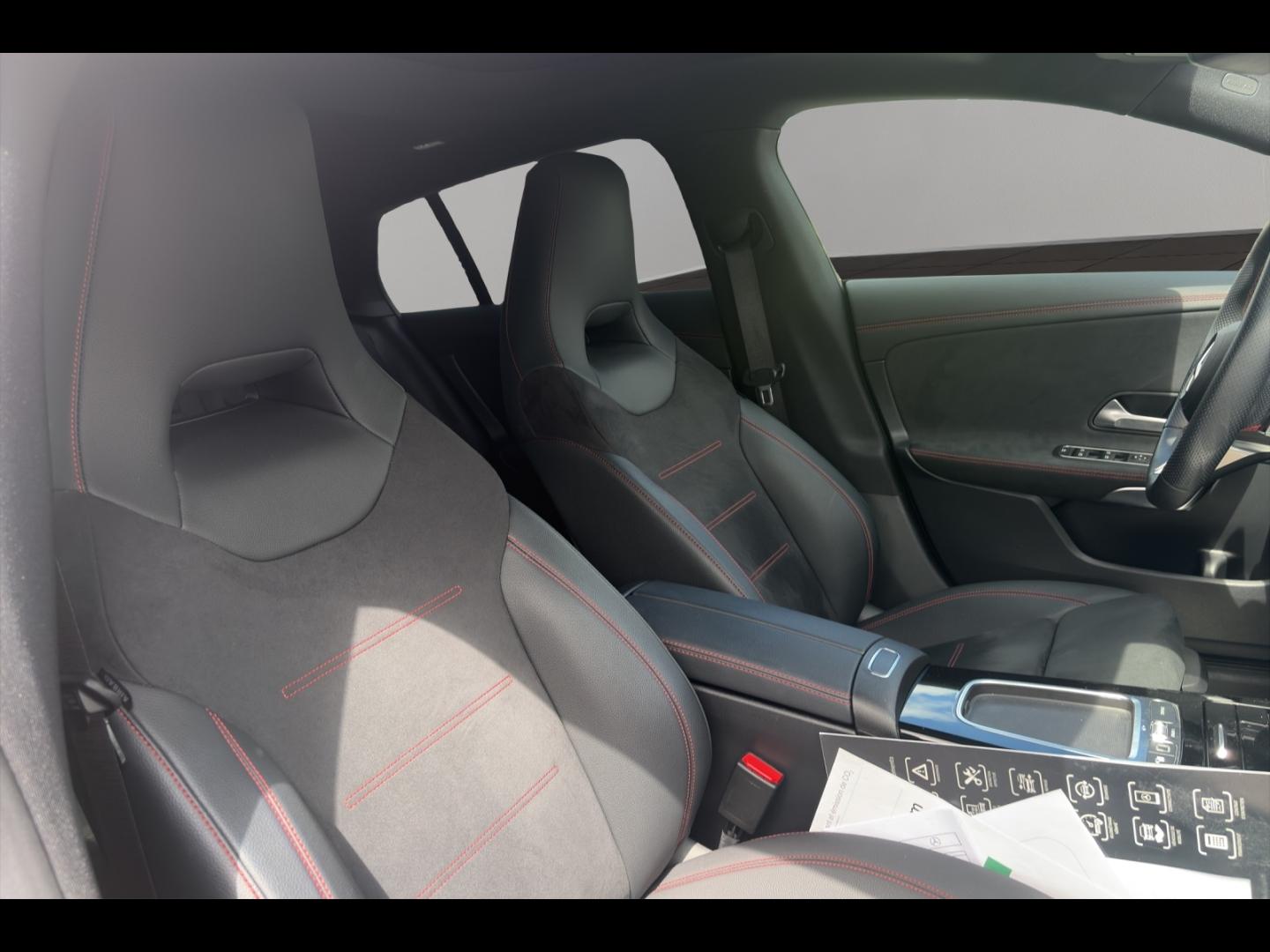 Image MERCEDES-BENZ CLA Shooting Brake 250 e Hybrid EQ 218ch AMG Line 8G-DCT
