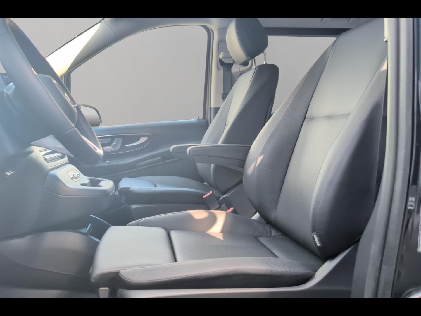 Image MERCEDES-BENZ Vito Fg 119 CDI Mixto Long Select 4x4 9G-Tronic