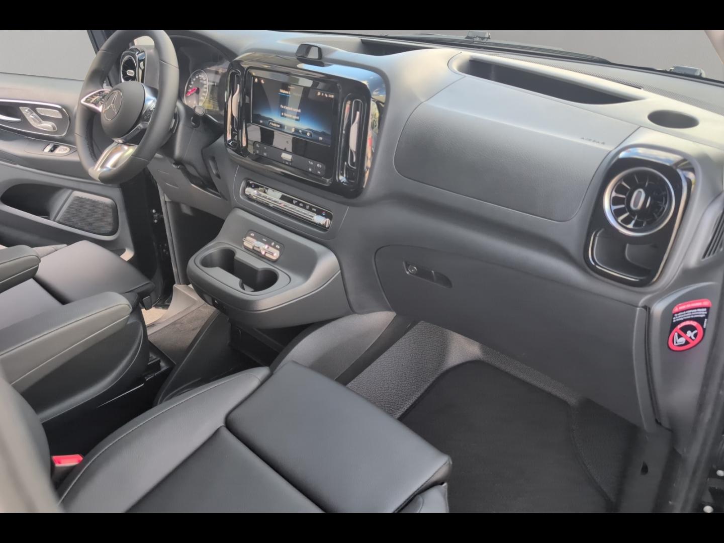 Image MERCEDES-BENZ Vito Fg 119 CDI Mixto Long Select 4x4 9G-Tronic