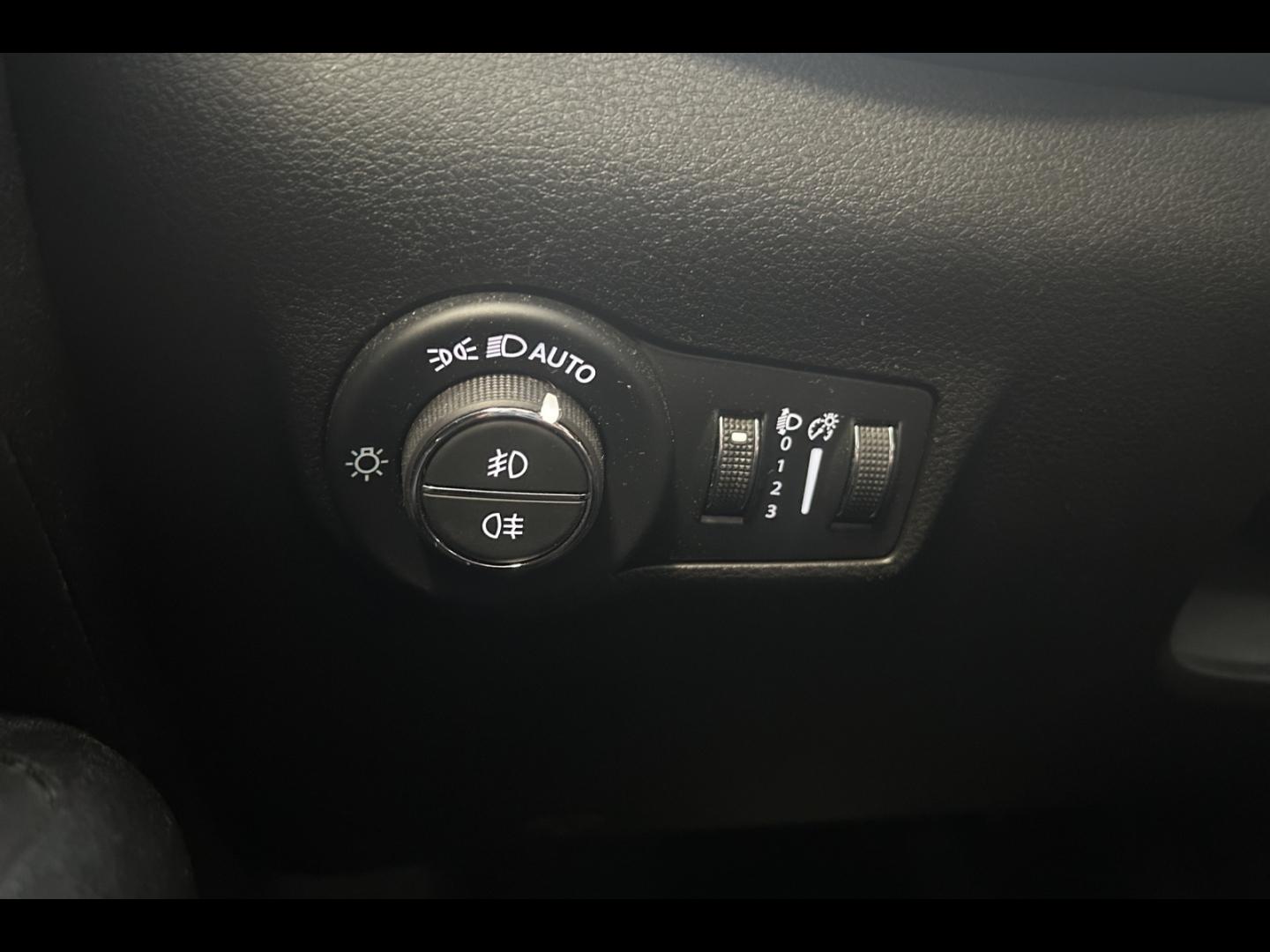 Image JEEP Compass 1.5 Turbo T4 130ch MHEV Altitude 4x2 BVR7