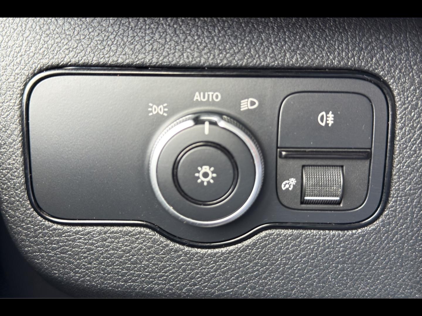 Image MERCEDES-BENZ Sprinter Fg 314 CDI 37 3T5 Pro Propulsion Lourd 7G-Tronic Plus