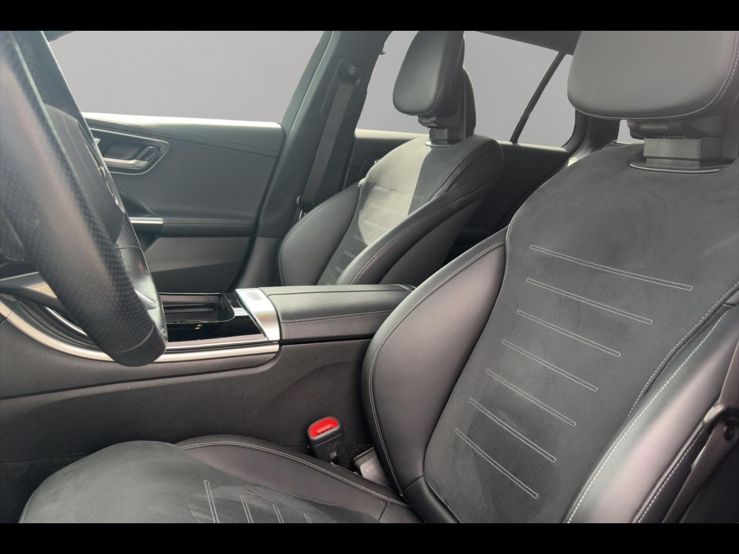 Image MERCEDES-BENZ Classe C Break 300 e 204+129ch AMG Line