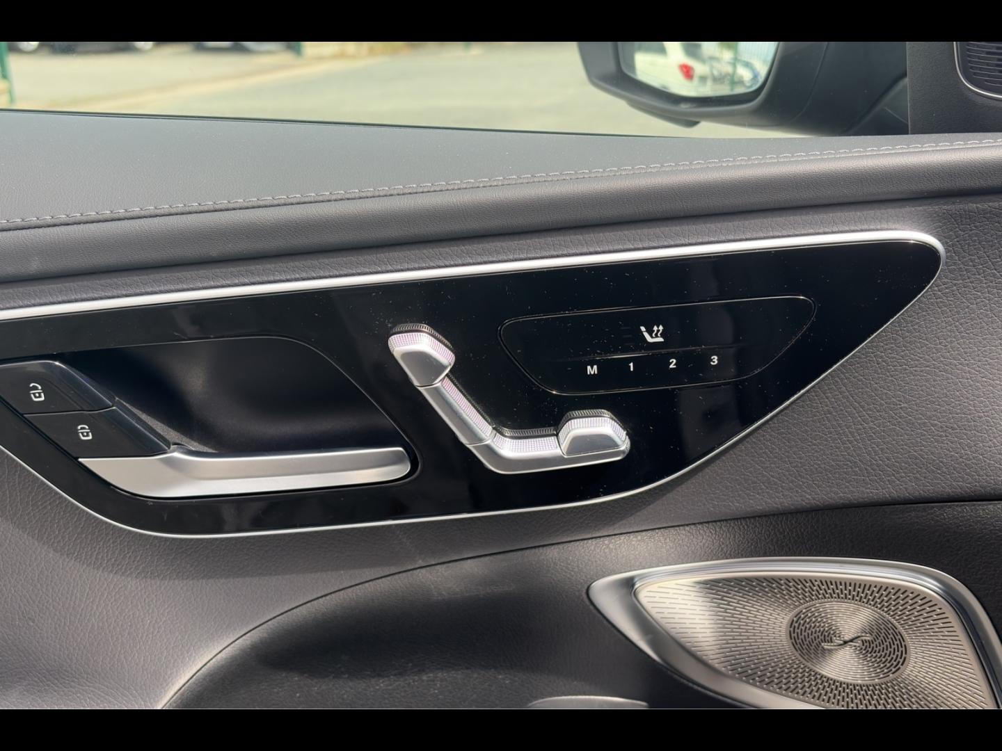 Image MERCEDES-BENZ Classe C Break 300 e 204+129ch AMG Line