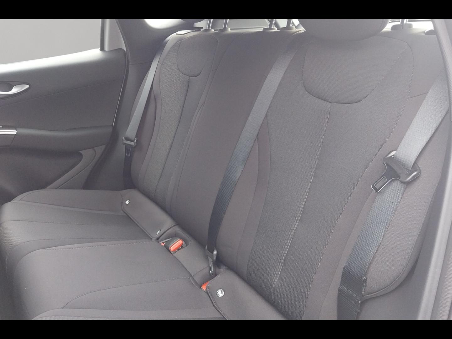 Image BYD Dolphin G 1.5 DM-i 175ch Active