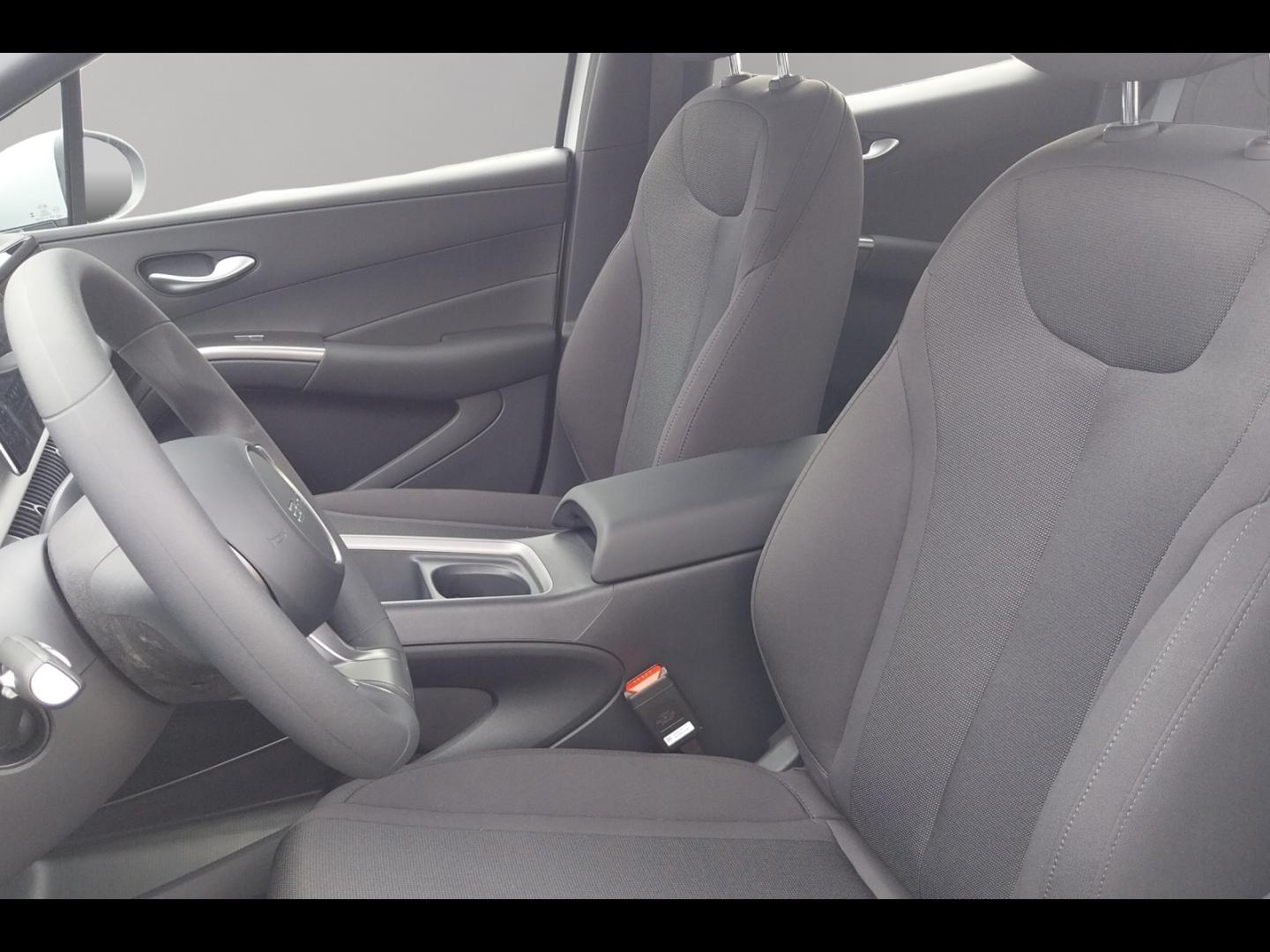 Image BYD Dolphin G 1.5 DM-i 175ch Active
