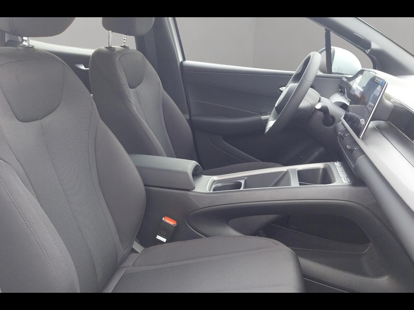 Image BYD Dolphin G 1.5 DM-i 175ch Active
