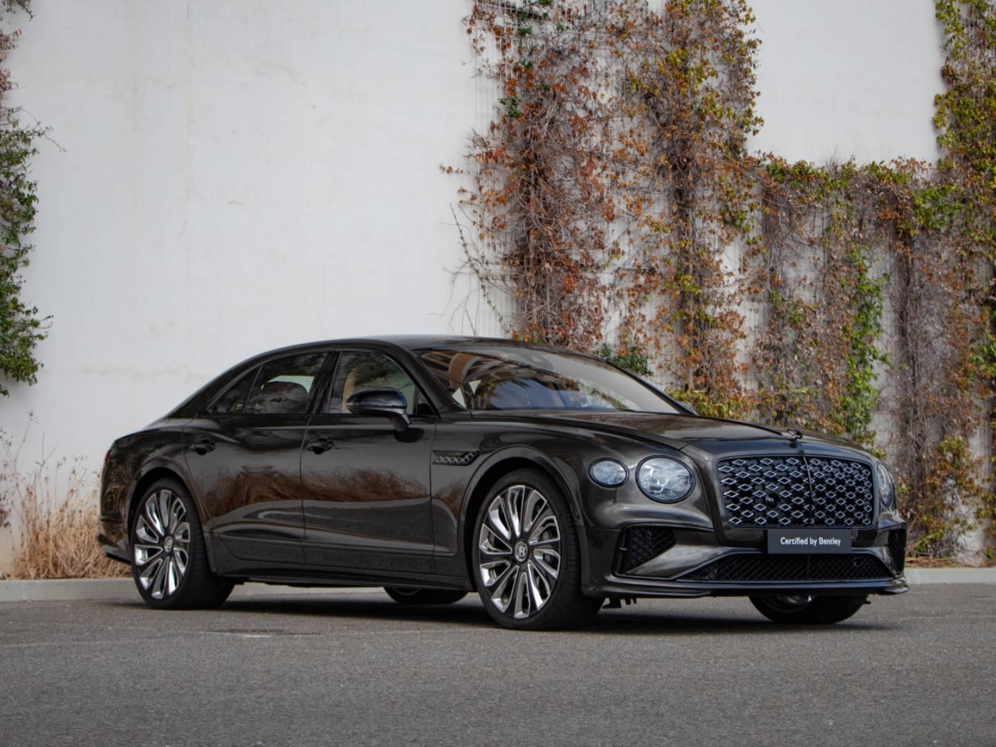 Image BENTLEY Flying Spur Mulliner V8 Hybrid 4.0 782ch