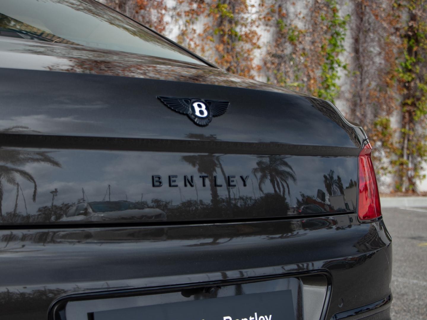 Image BENTLEY Flying Spur Mulliner V8 Hybrid 4.0 782ch