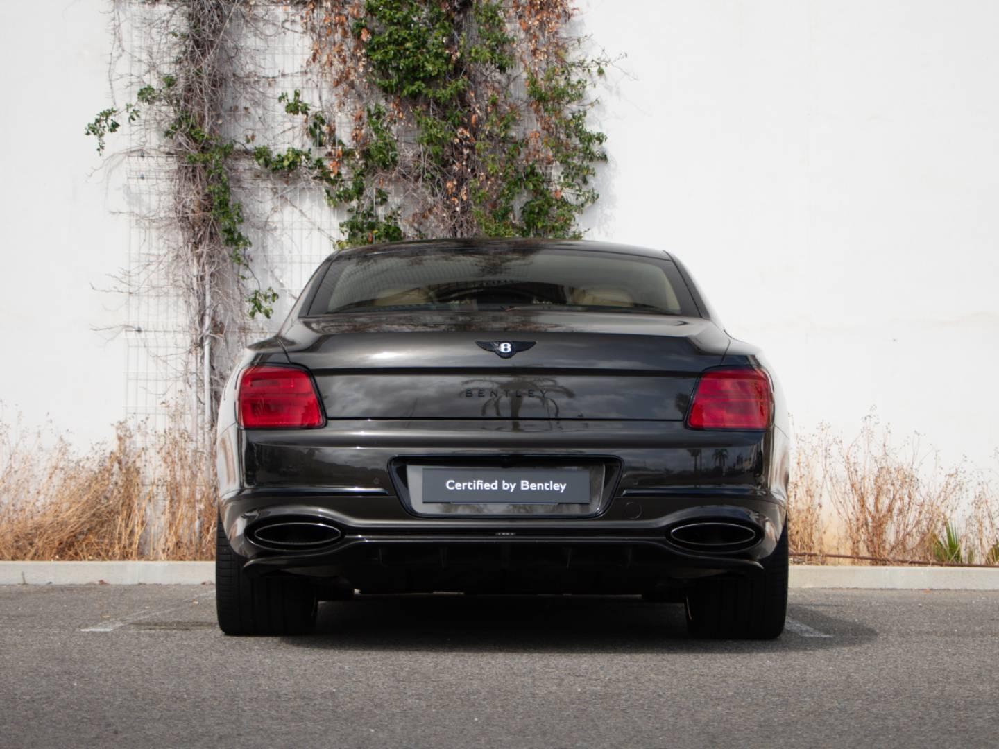 Image BENTLEY Flying Spur Mulliner V8 Hybrid 4.0 782ch