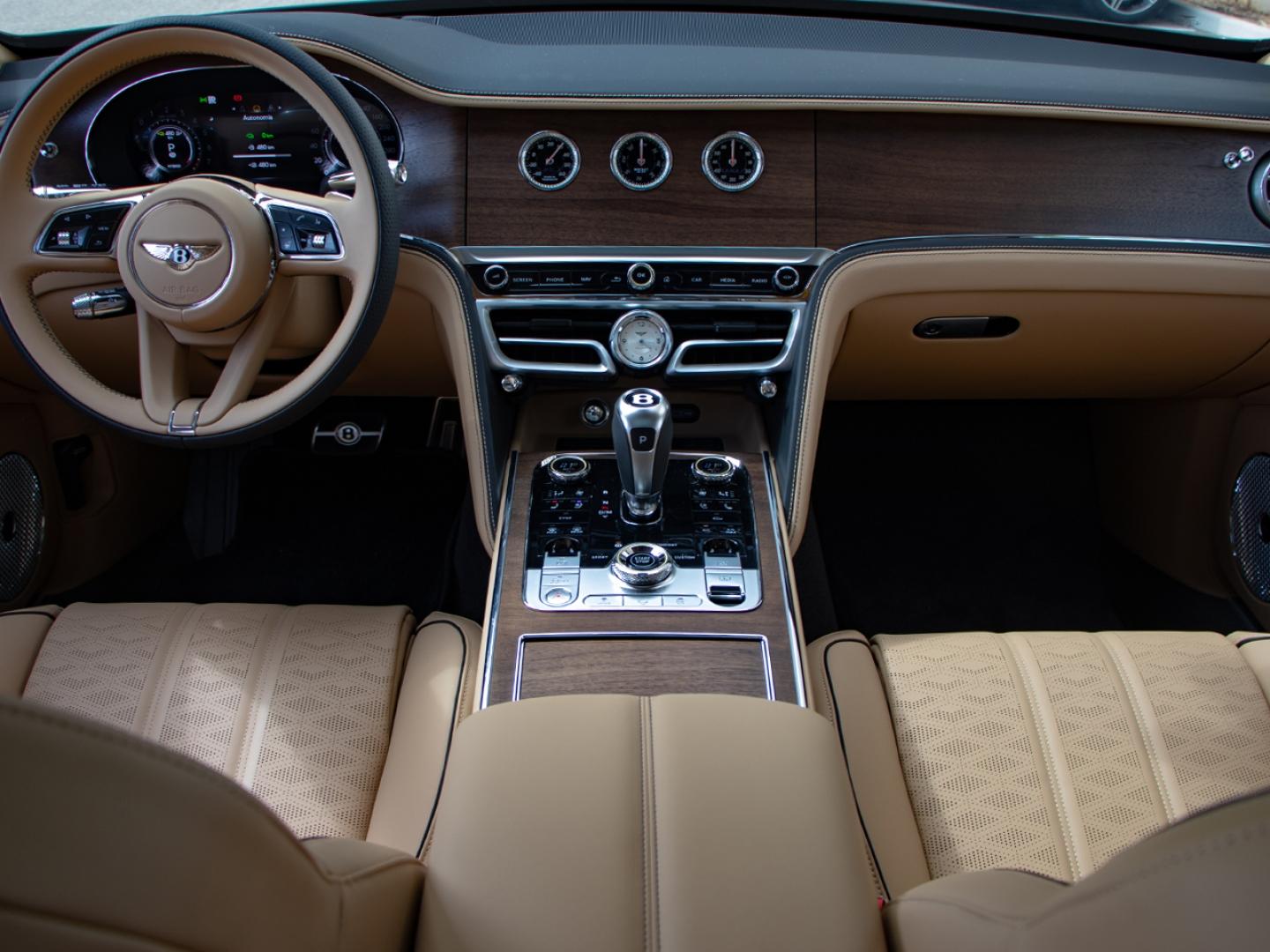 Image BENTLEY Flying Spur Mulliner V8 Hybrid 4.0 782ch