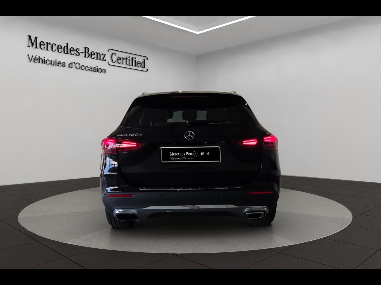 Image MERCEDES-BENZ GLA 180 d 116ch Progressive Line 8G-DCT