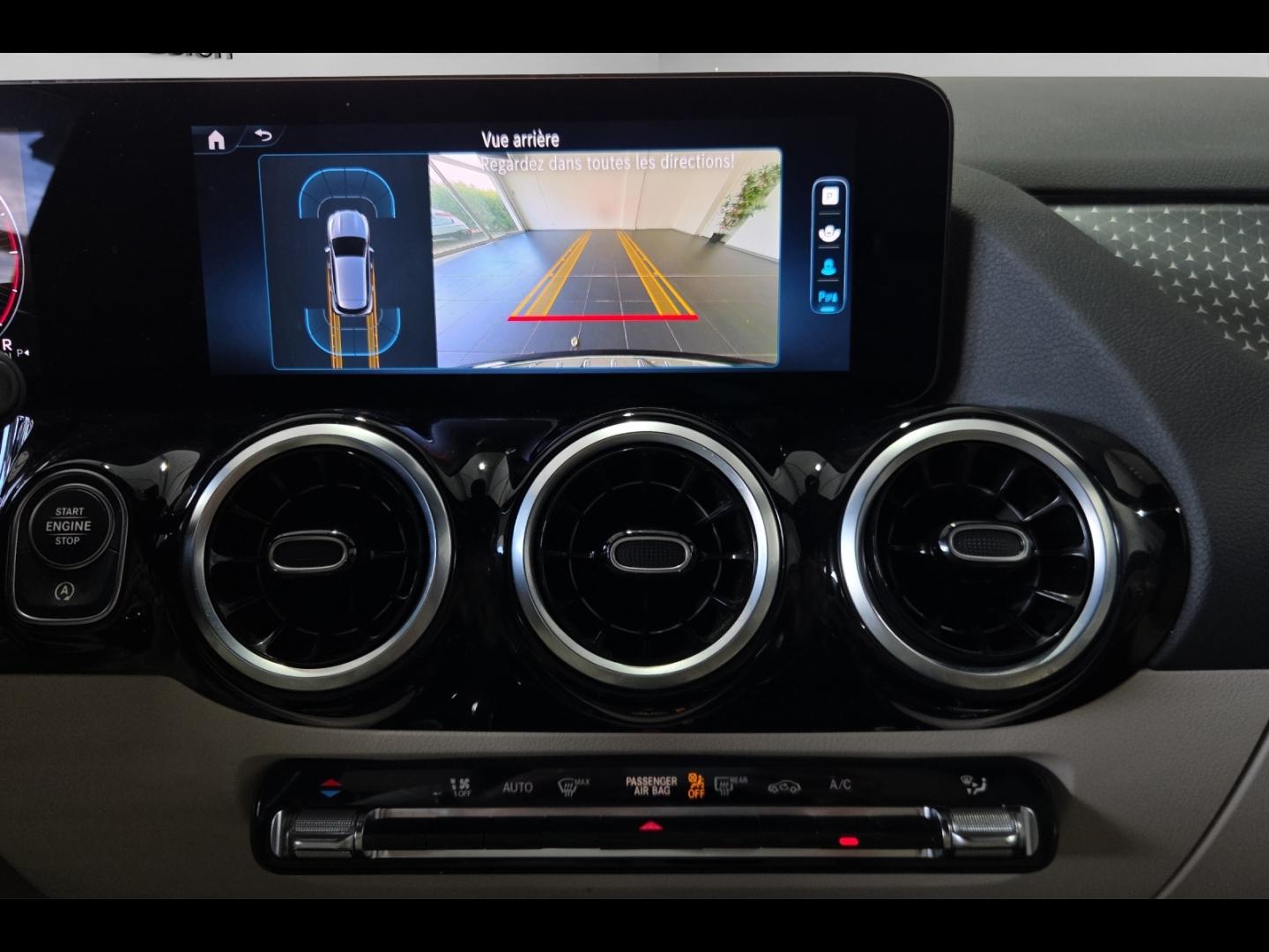 Image MERCEDES-BENZ GLA 180 d 116ch Progressive Line 8G-DCT