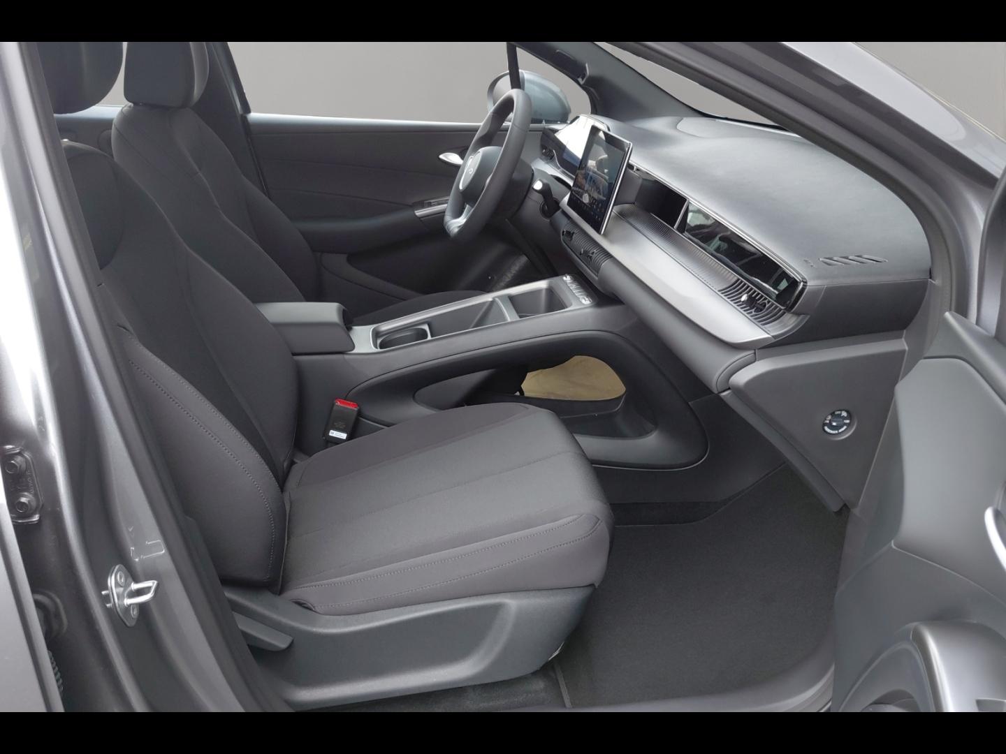 Image BYD Dolphin G 1.5 DM-i 175ch Active
