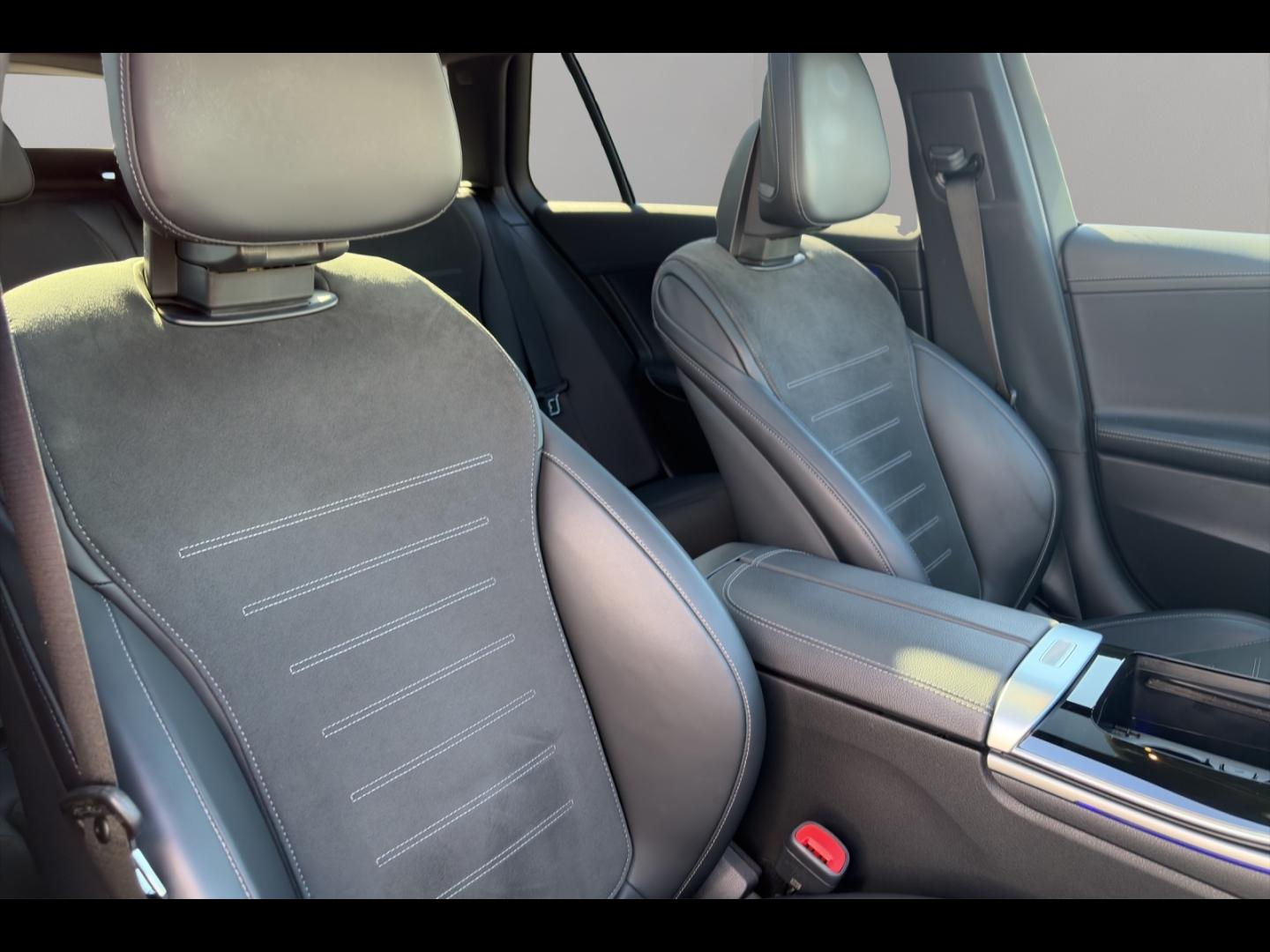 Image MERCEDES-BENZ Classe C Break 300 e 204+129ch AMG Line