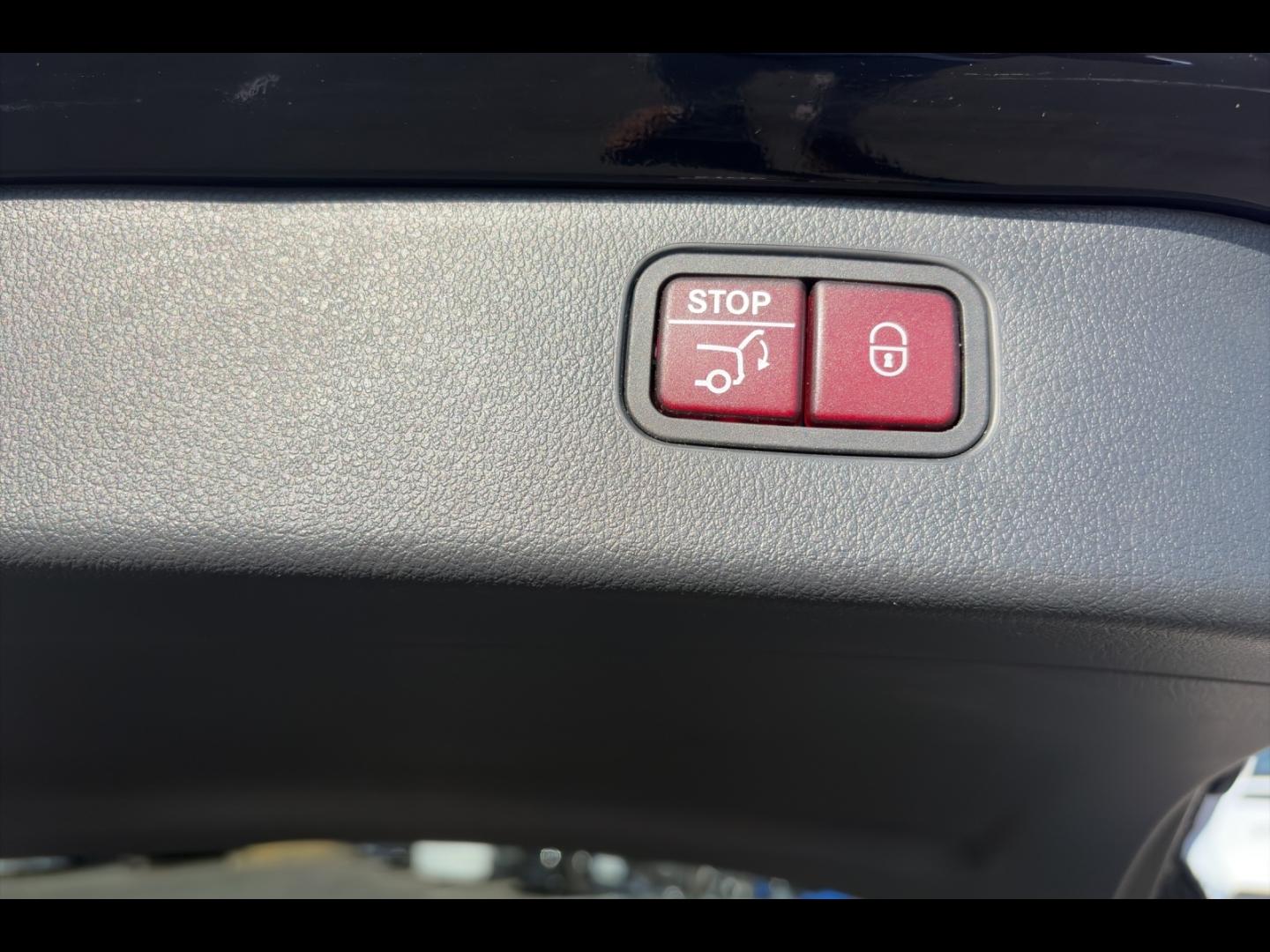 Image MERCEDES-BENZ Classe C Break 300 e 204+129ch AMG Line