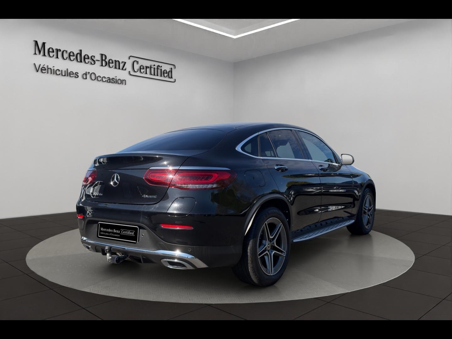 Image MERCEDES-BENZ GLC Coupé 300 de 194+122ch AMG Line 4Matic 9G-Tronic