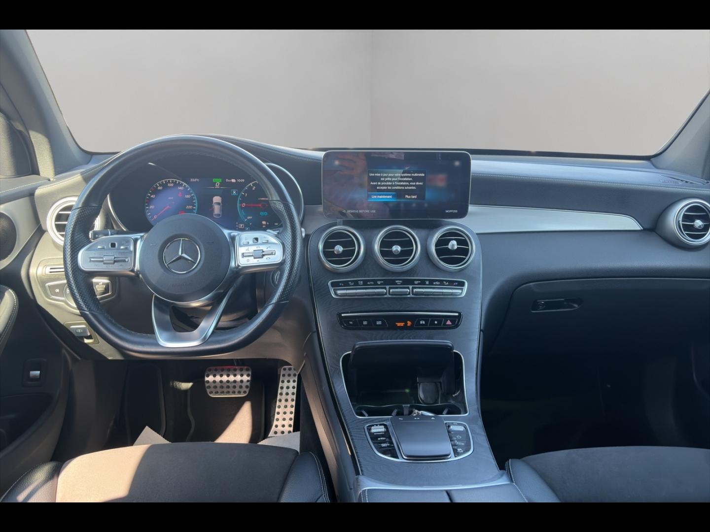 Image MERCEDES-BENZ GLC Coupé 300 de 194+122ch AMG Line 4Matic 9G-Tronic