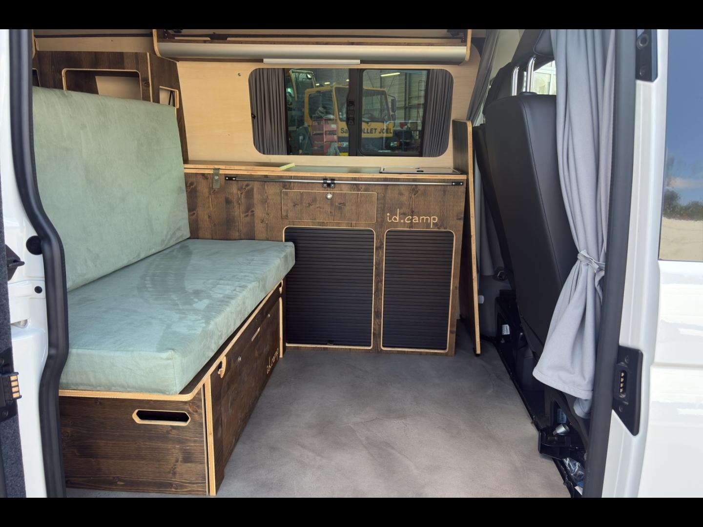 Image VOLKSWAGEN Transporter Fg 2.8T L2H1 2.0 TDI 150ch EDITION FOUR MOTION DSG7