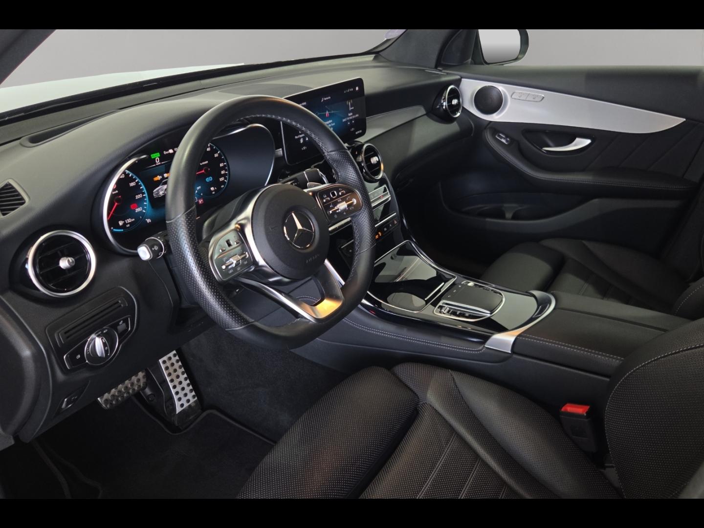 Image MERCEDES-BENZ GLC 300 e 211+122ch AMG Line 4Matic 9G-Tronic Euro6d-T-EVAP-ISC