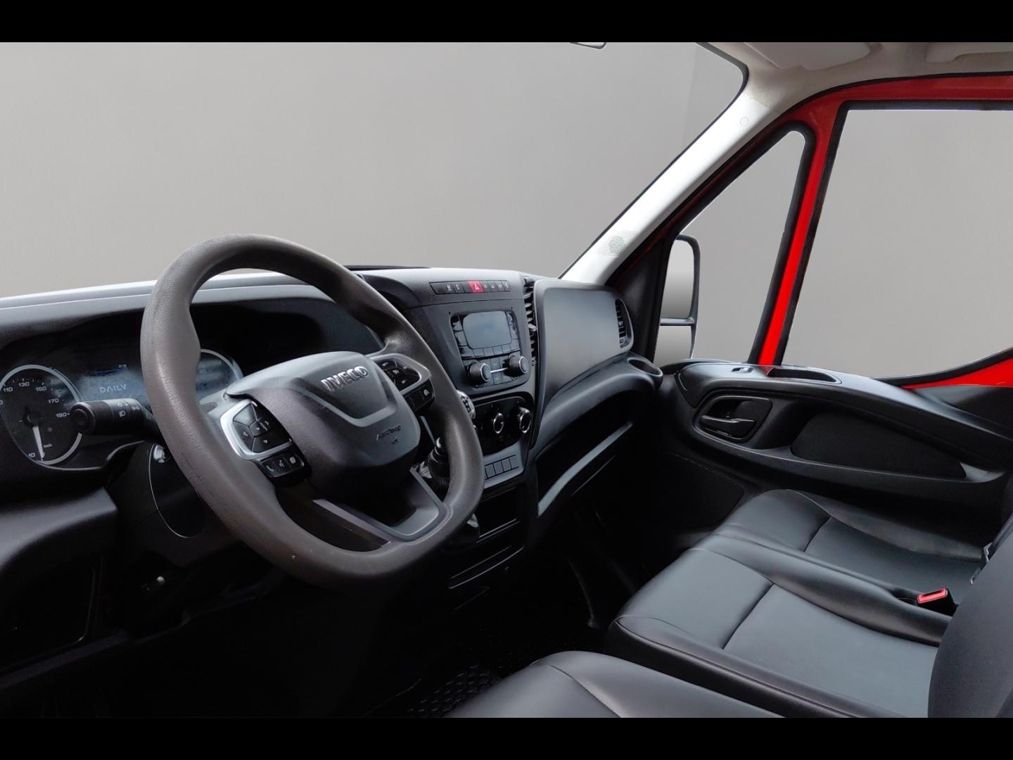 Image IVECO Daily CCb 35C12 Empattement 3450 Tor