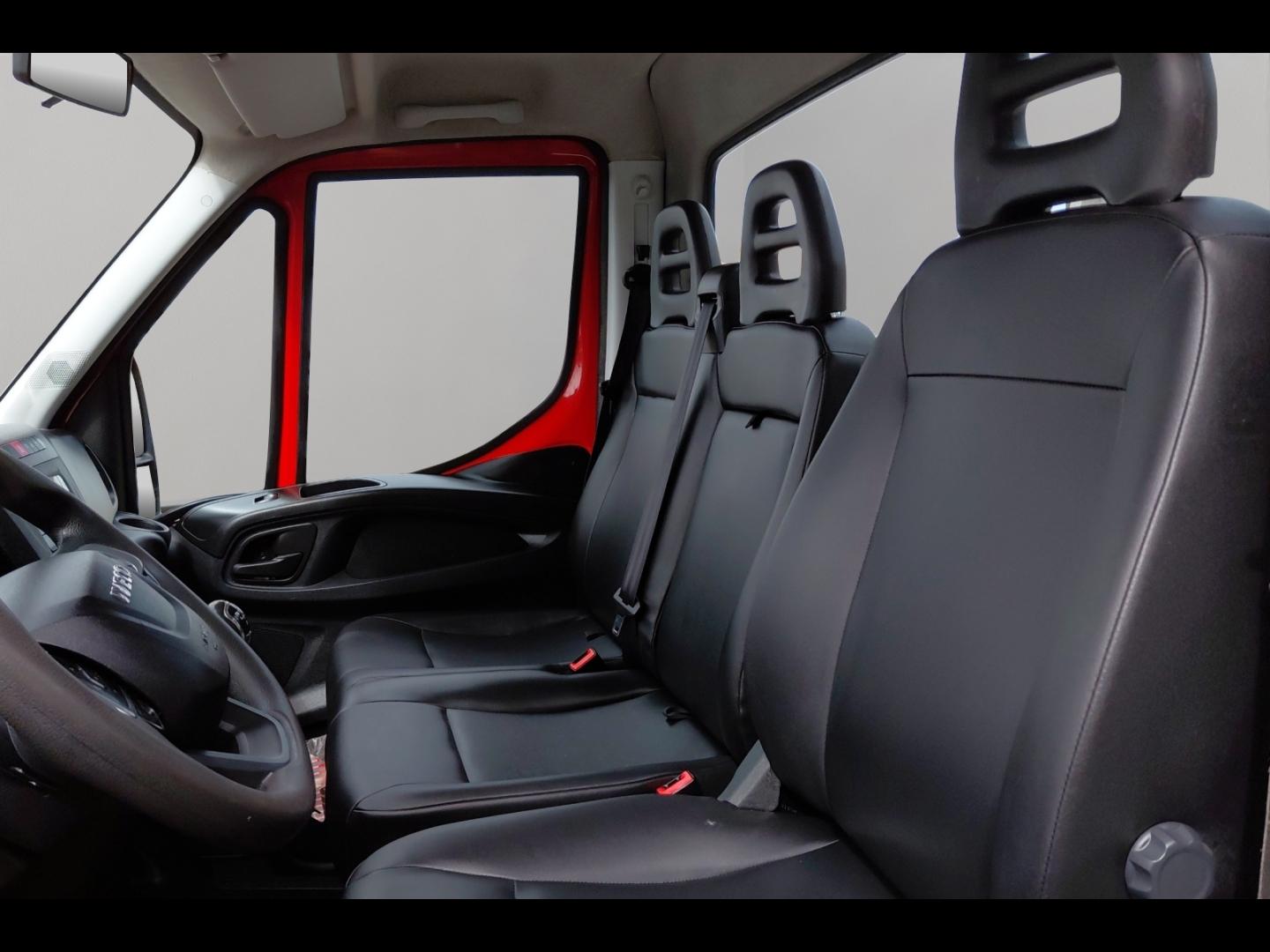 Image IVECO Daily CCb 35C12 Empattement 3450 Tor