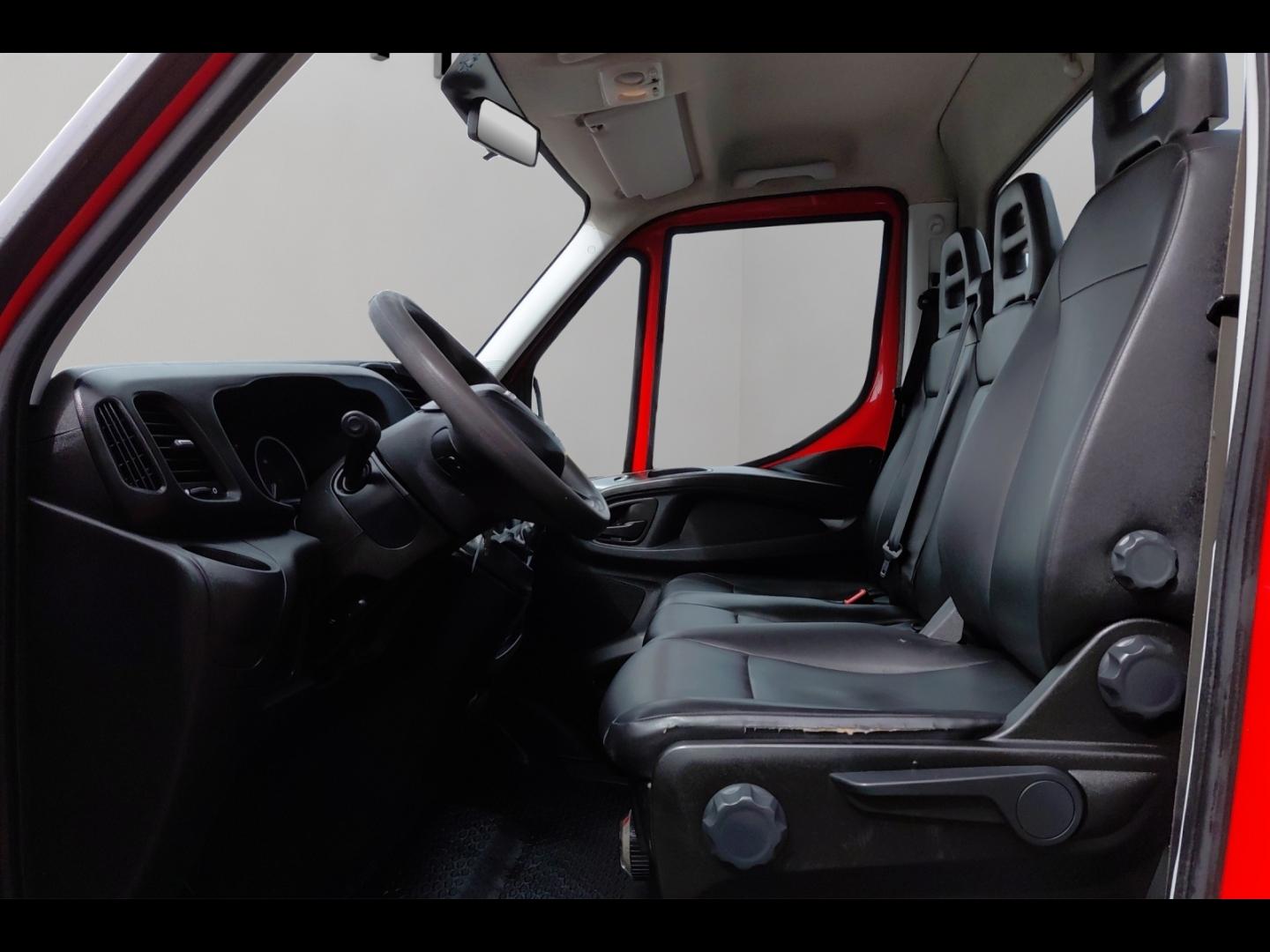 Image IVECO Daily CCb 35C12 Empattement 3450 Tor