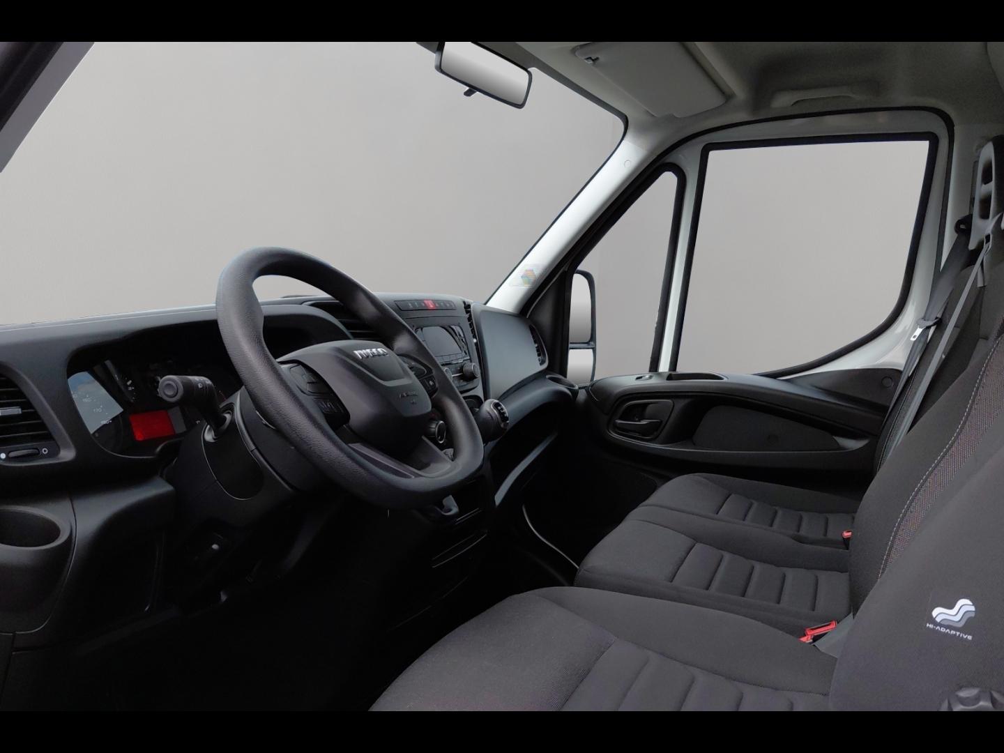 Image IVECO Daily CCb 35C16H empattement 4100 3.0