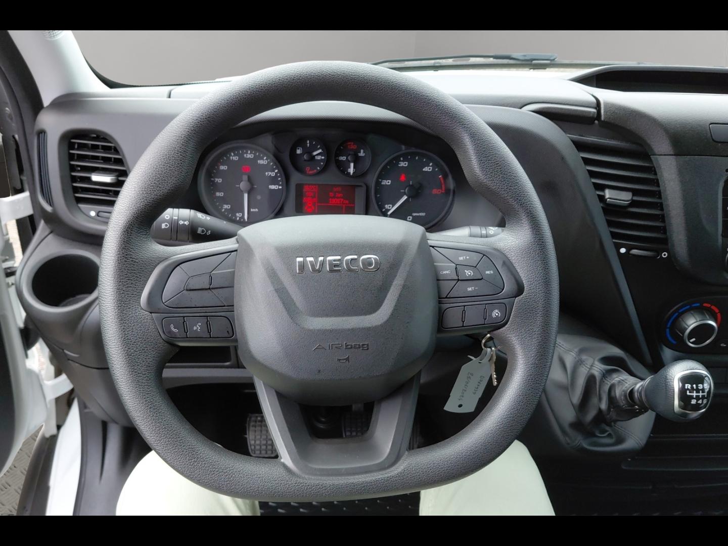 Image IVECO Daily CCb 35C16H empattement 4100 3.0