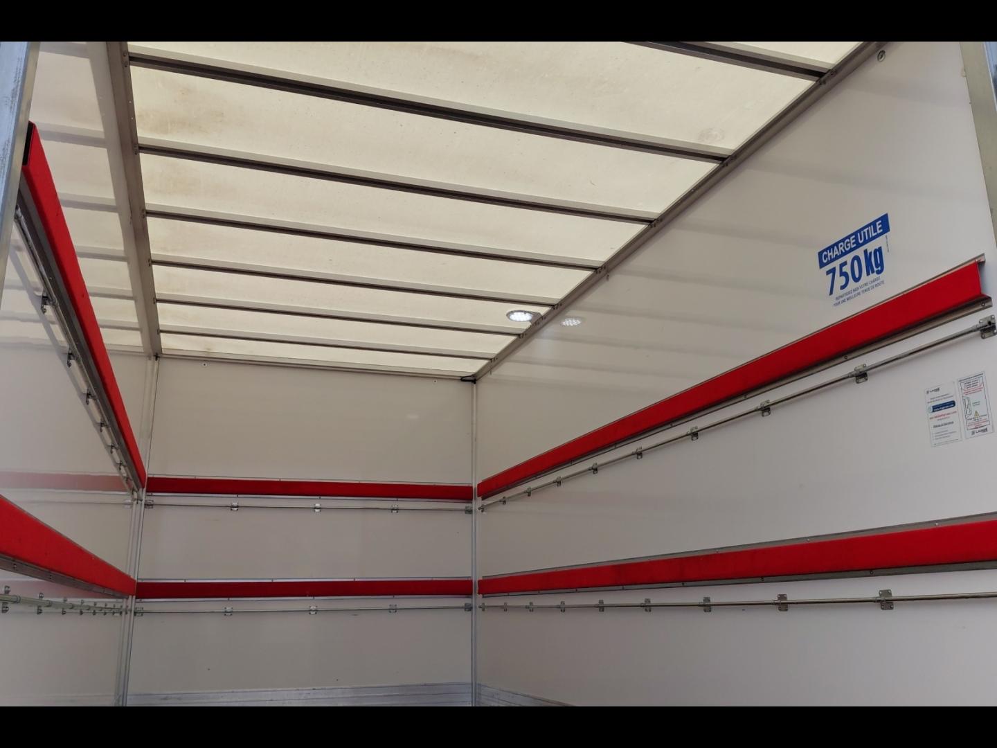 Image IVECO Daily CCb 35C16H empattement 4100 3.0