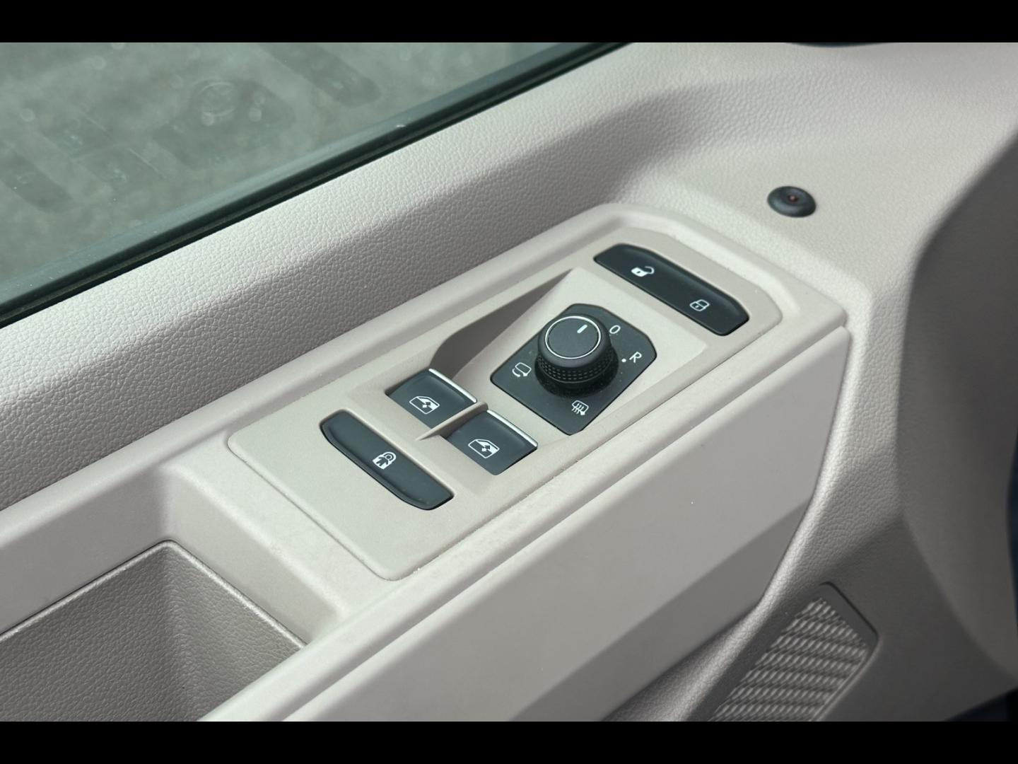 Image VOLKSWAGEN Multivan 1.4 eHybrid 218ch Life Long DSG6