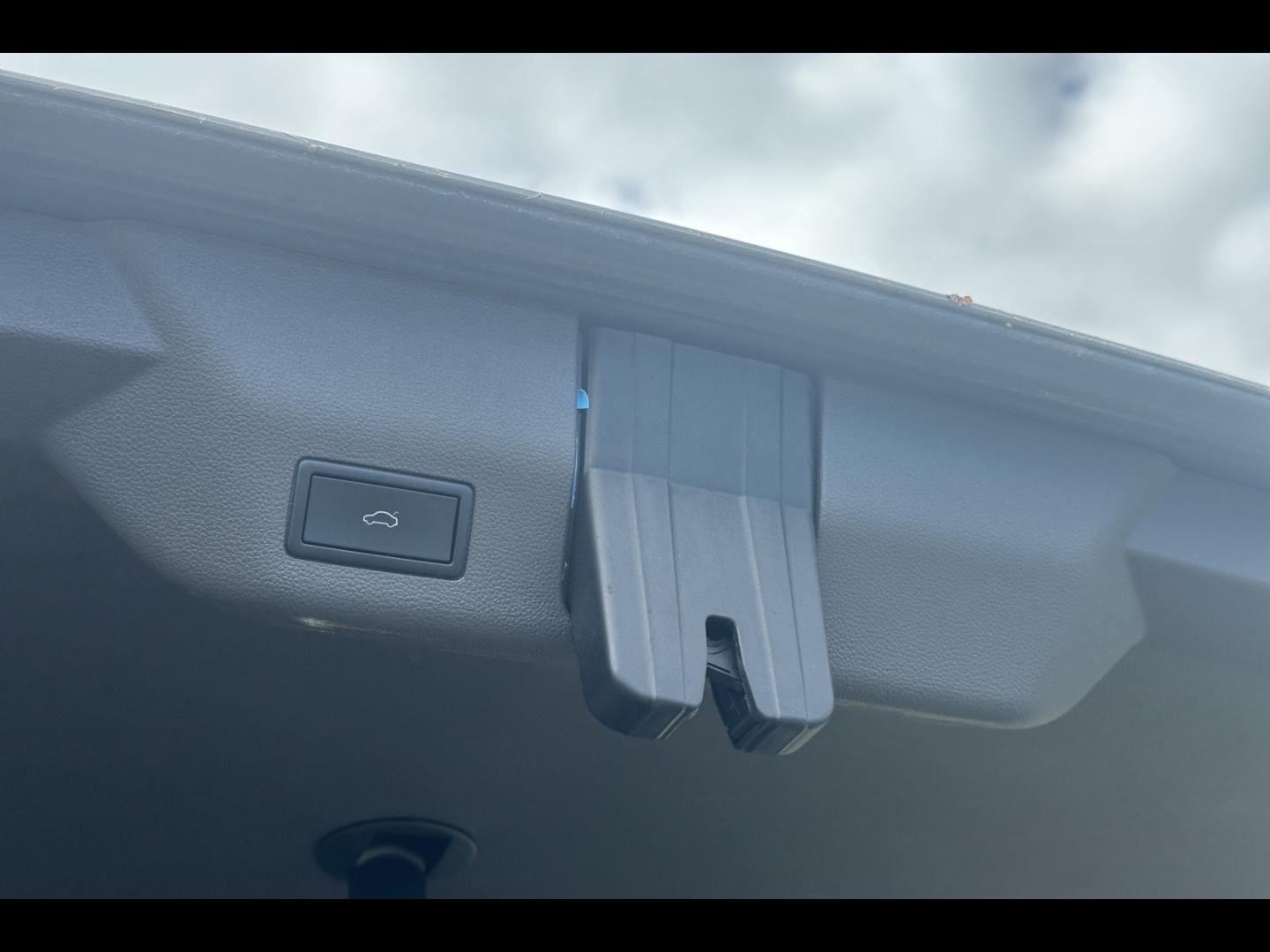 Image VOLKSWAGEN Multivan 1.4 eHybrid 218ch Life Long DSG6