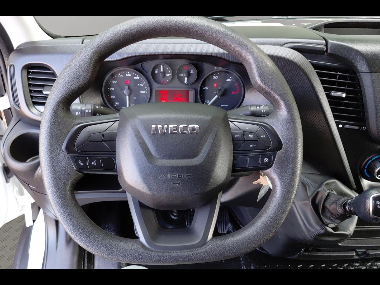 Image IVECO Daily CCb 35C16H empattement 4100 3.0