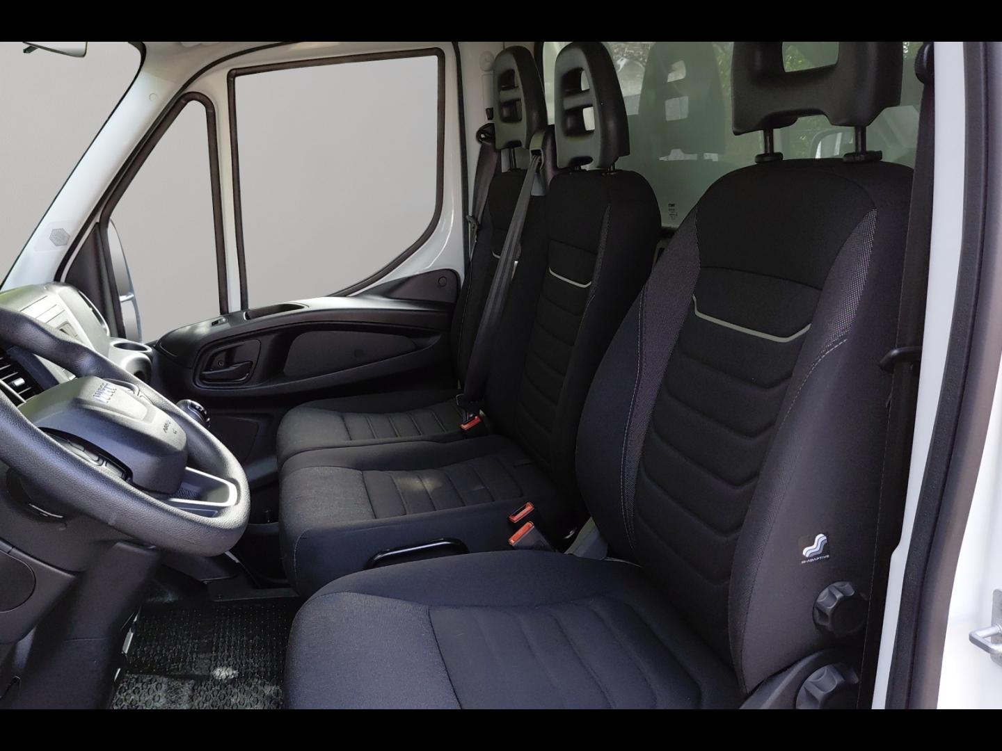 Image IVECO Daily CCb 35C16H empattement 4100 3.0