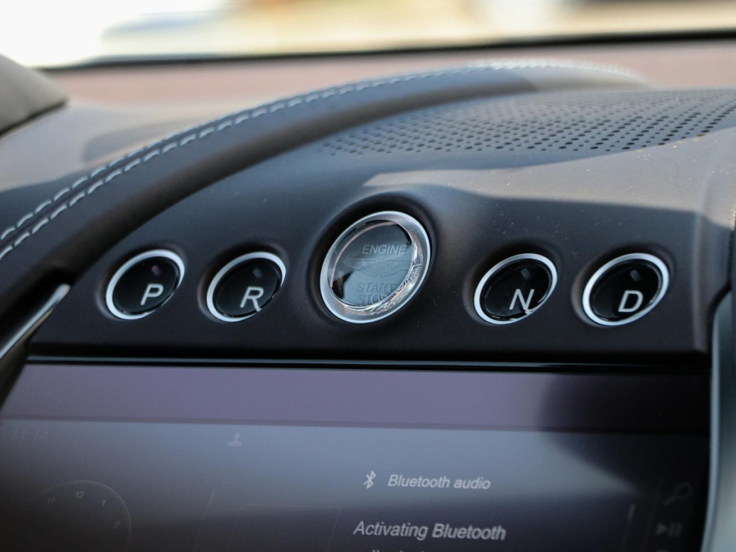 Image ASTON MARTIN DBX 4.0 V8 biturbo 707ch BVA9