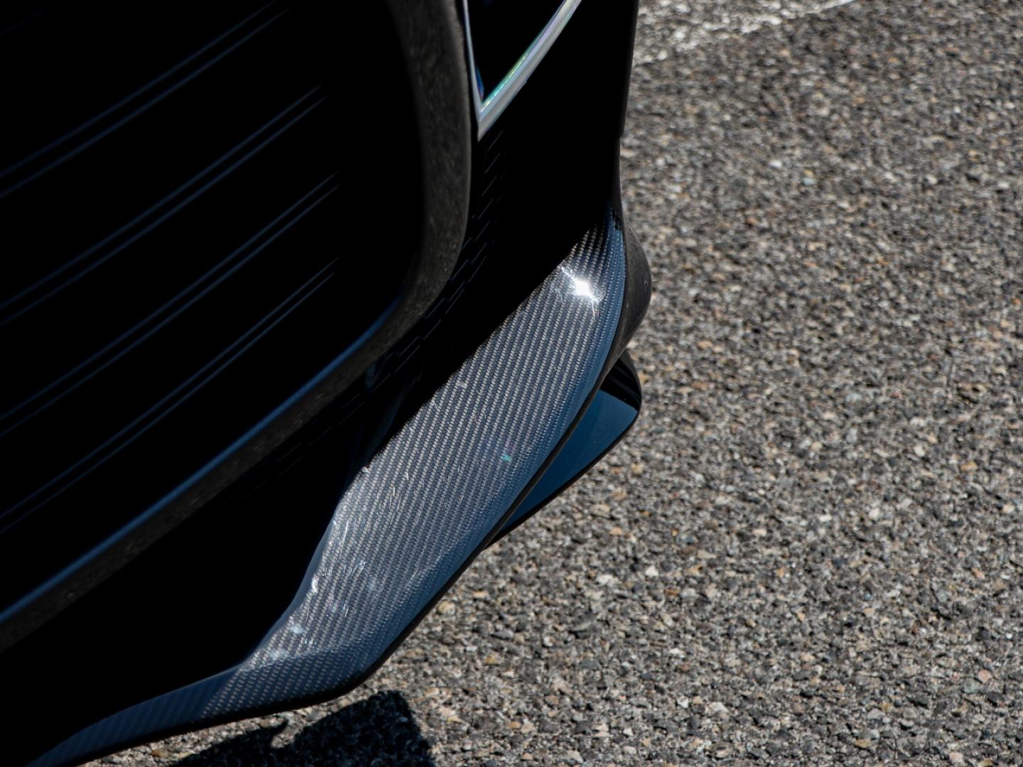 Image ASTON MARTIN DBX 4.0 V8 biturbo 707ch BVA9