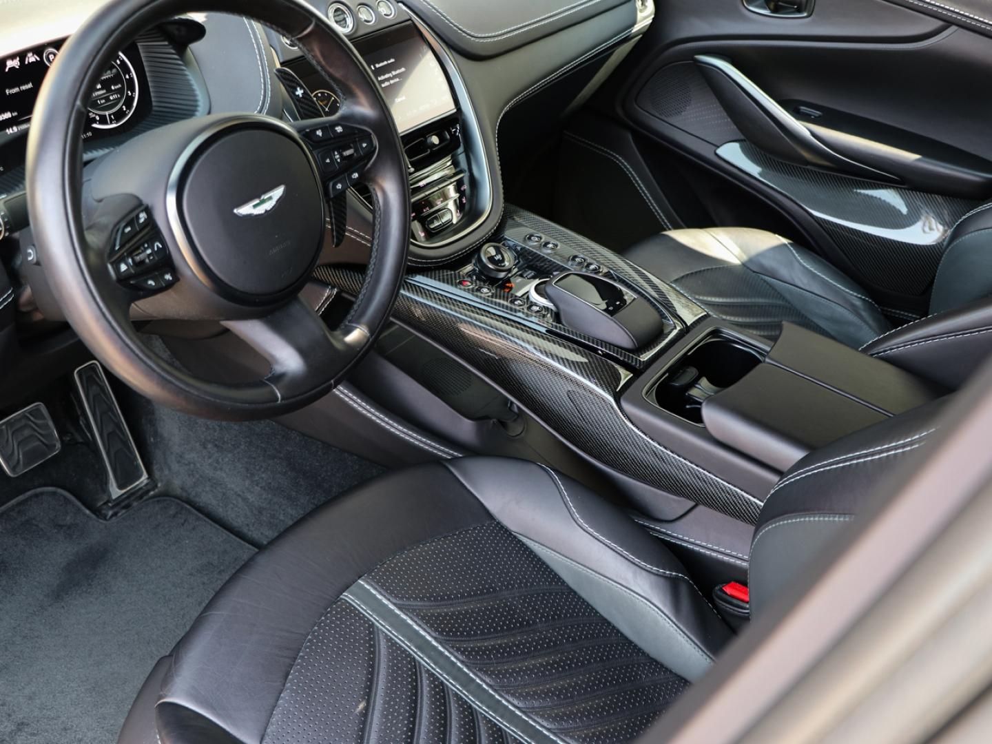 Image ASTON MARTIN DBX 4.0 V8 biturbo 707ch BVA9