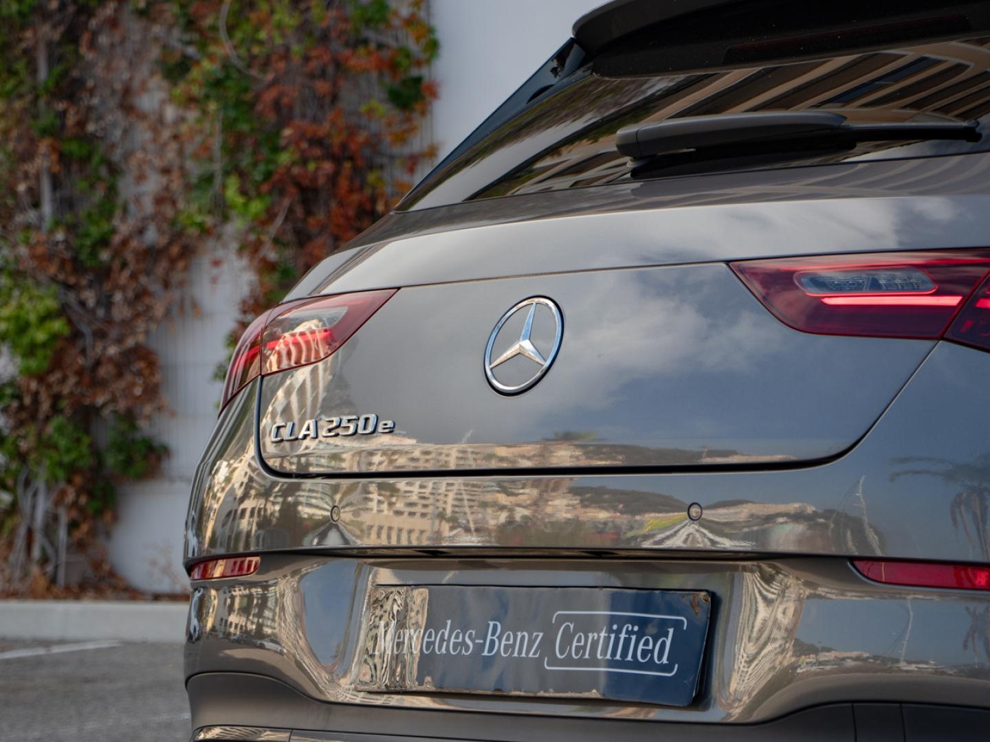 Image MERCEDES-BENZ CLA Shooting Brake 250 e Hybrid EQ 218ch AMG Line 8G-DCT