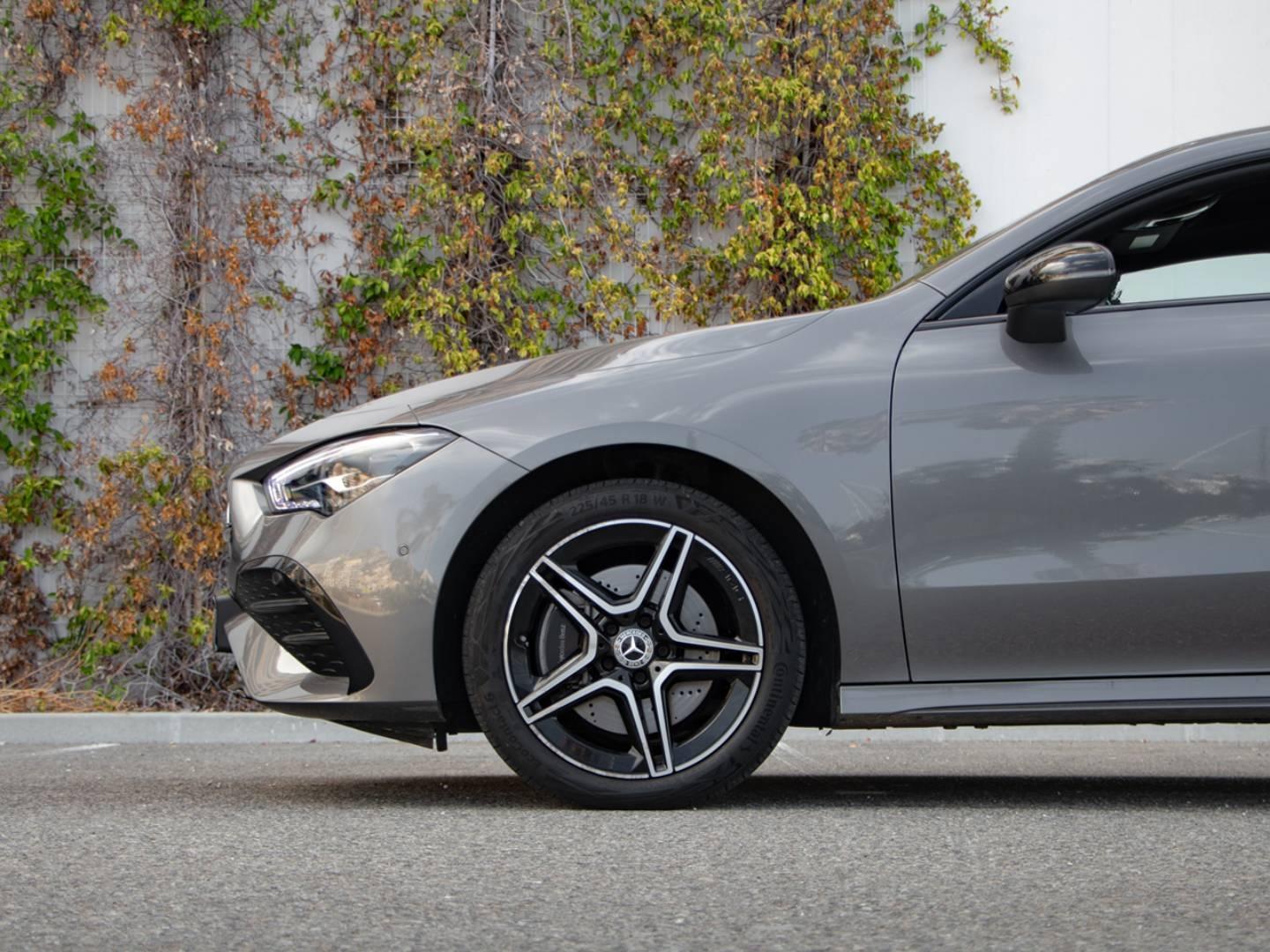 Image MERCEDES-BENZ CLA Shooting Brake 250 e Hybrid EQ 218ch AMG Line 8G-DCT