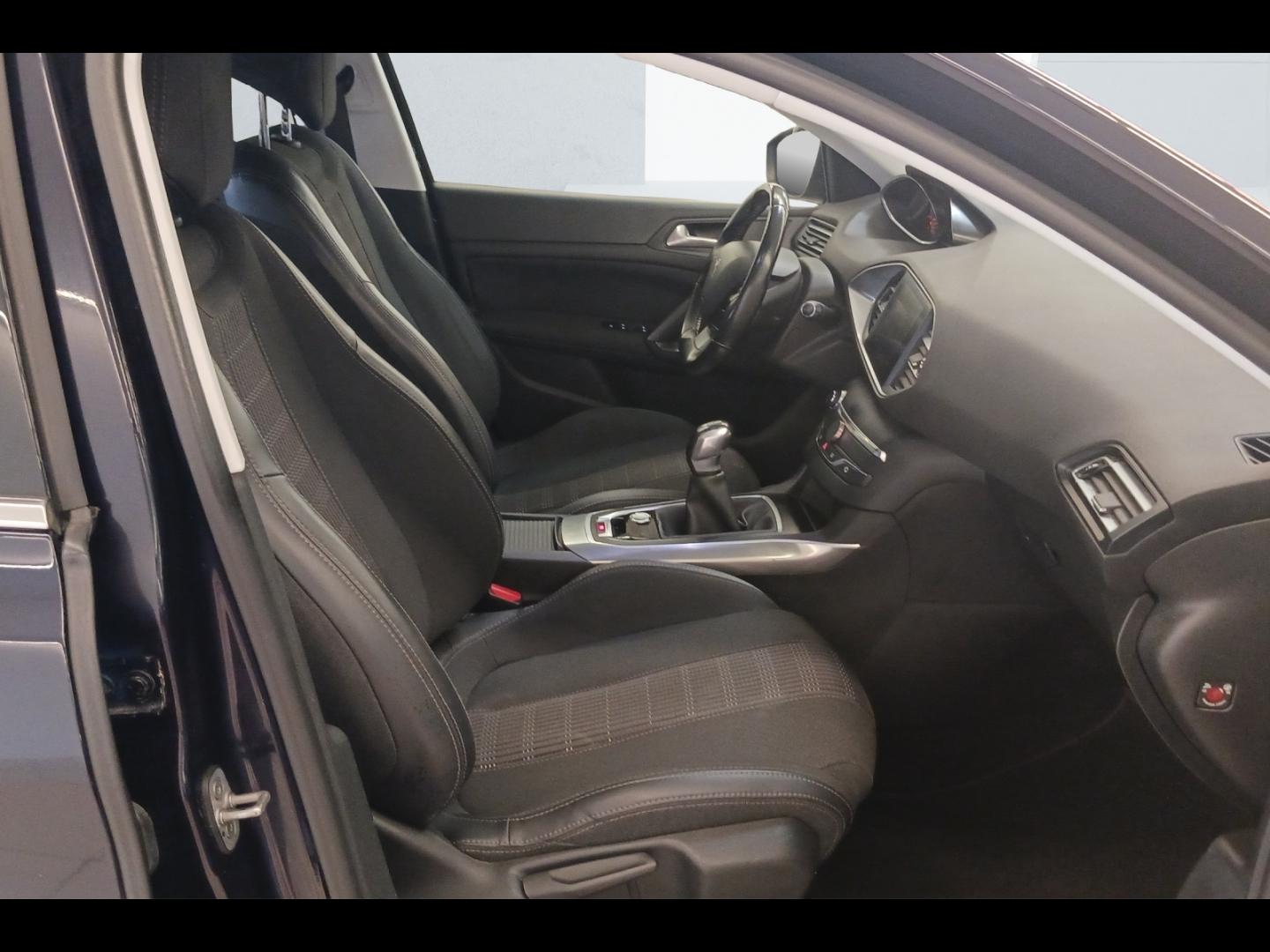 Image PEUGEOT 308 1.6 BlueHDi 100ch Allure S&S 5p