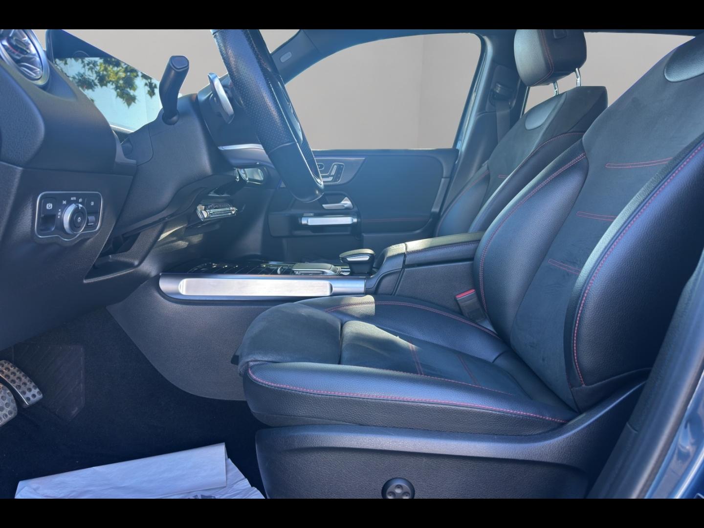 Image MERCEDES-BENZ GLB 200d 150ch AMG Line 8G DCT