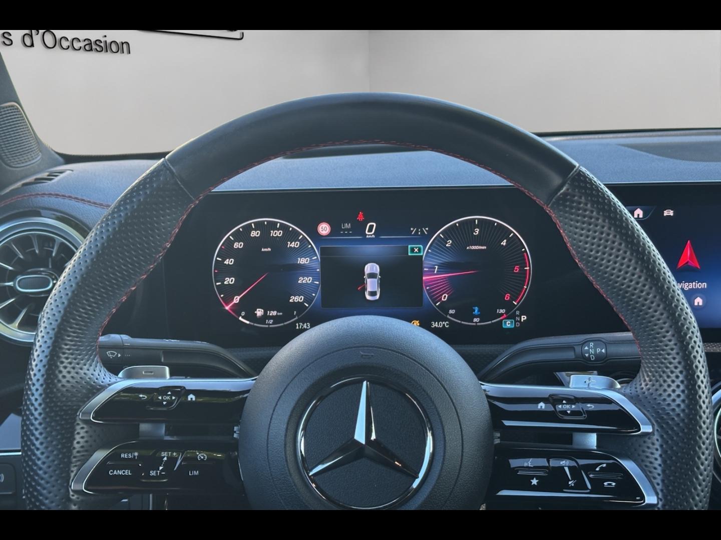 Image MERCEDES-BENZ CLA 200 d 150ch AMG Line 8G-DCT