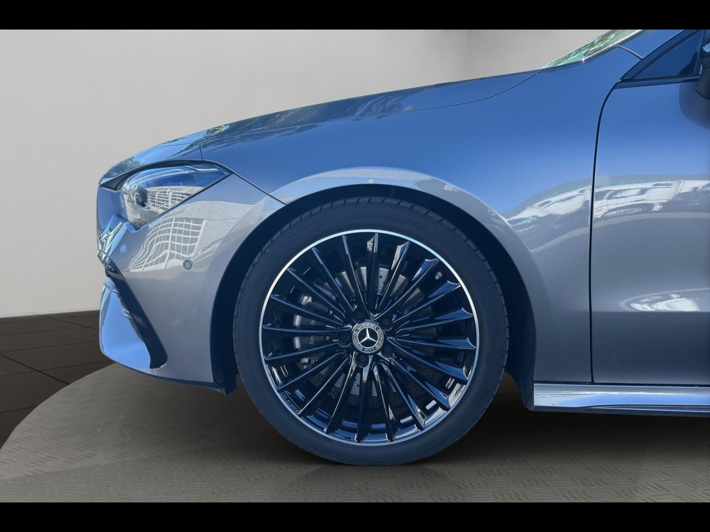 Image MERCEDES-BENZ CLA 200 d 150ch AMG Line 8G-DCT