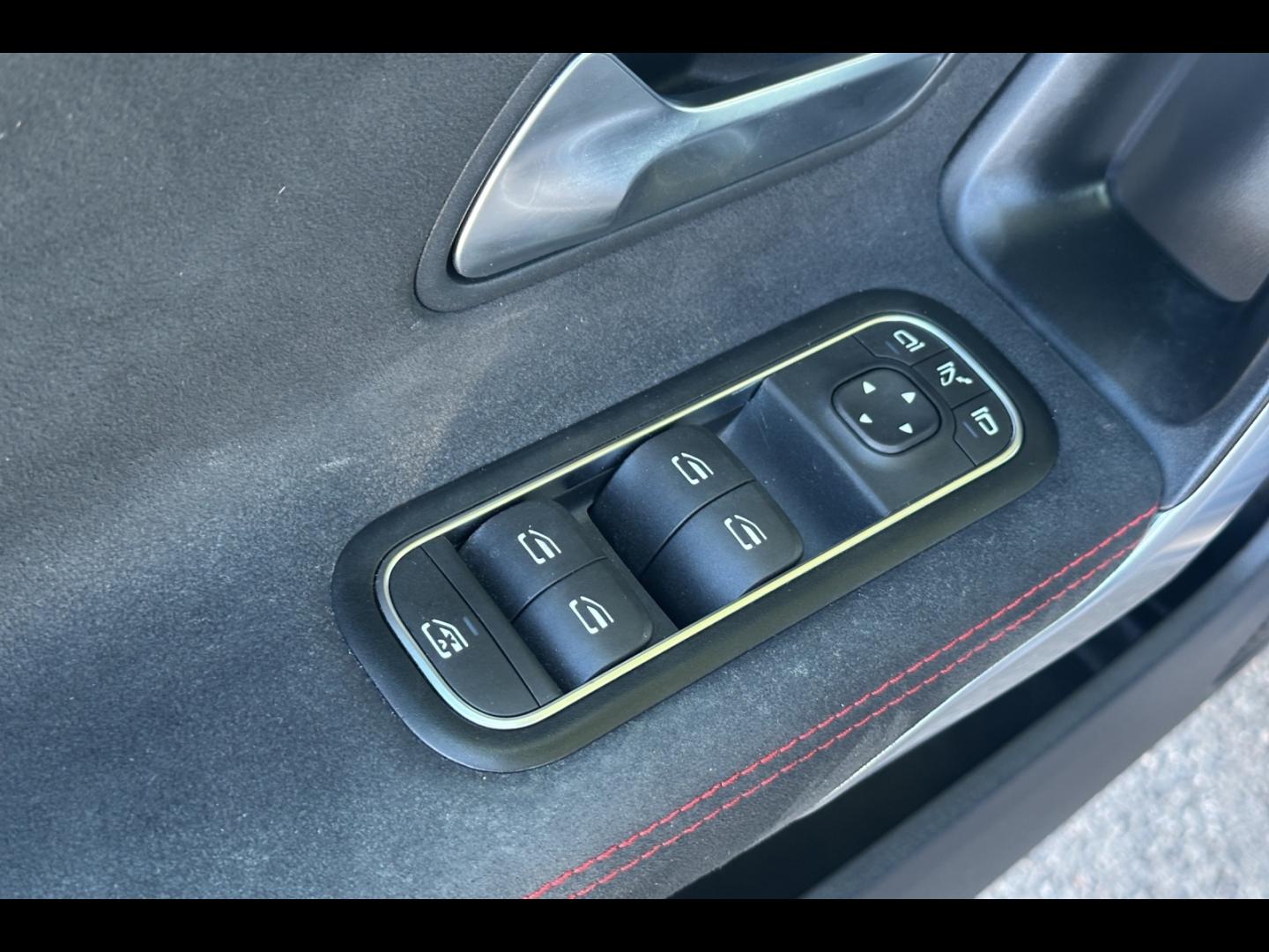 Image MERCEDES-BENZ CLA 200 d 150ch AMG Line 8G-DCT