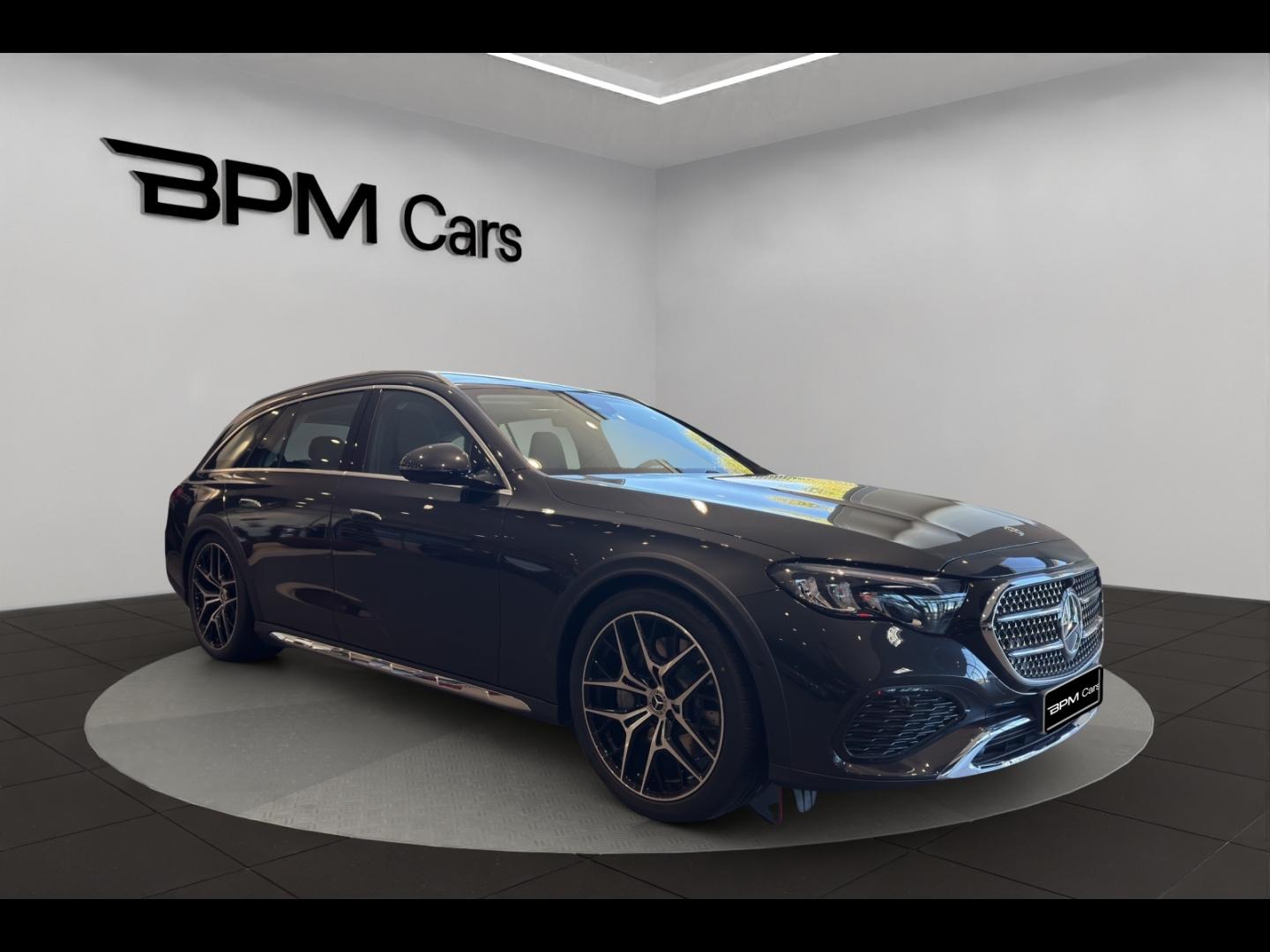 Image MERCEDES-BENZ Classe E All-Terrain 300 d e Hybrid EQ 197+129ch 4Matic 9G-Tronic Alt+