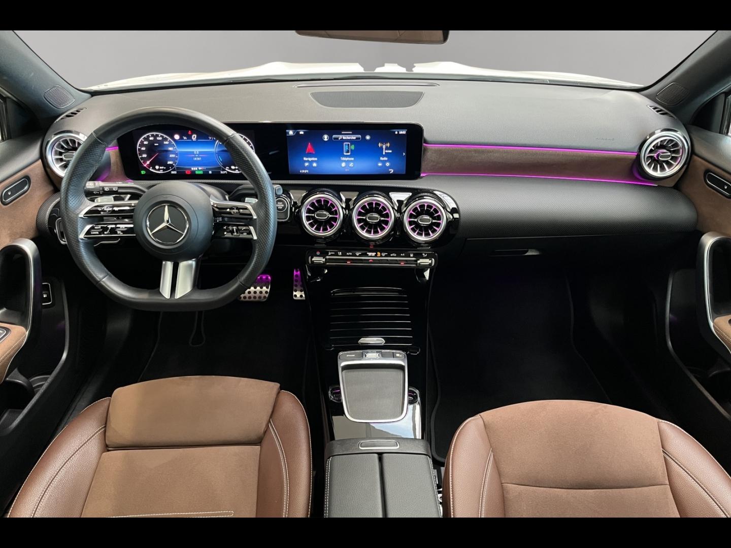 Image MERCEDES-BENZ Classe A 250 e 163+109ch AMG Line 8G-DCT