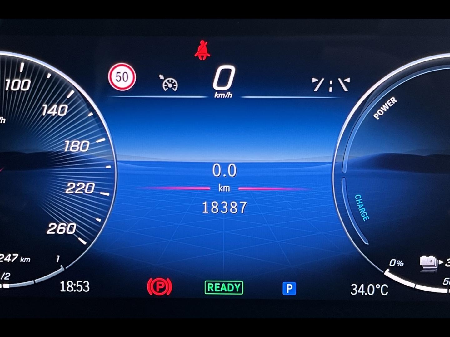 Image MERCEDES-BENZ Classe A 250 e 163+109ch AMG Line 8G-DCT