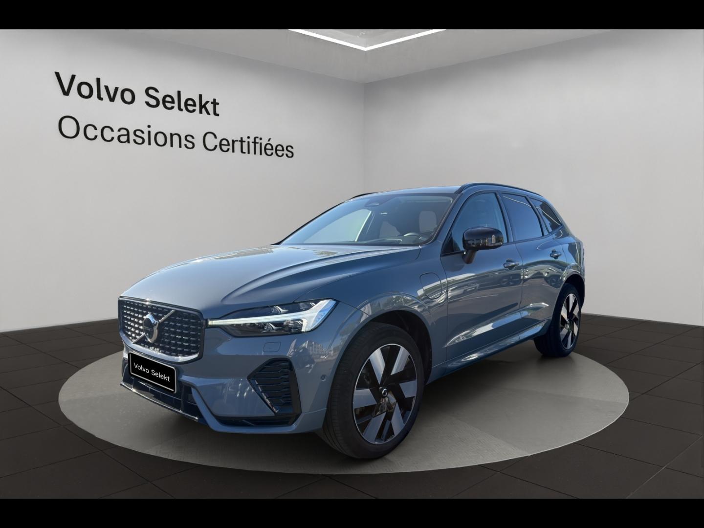 Photo VOLVO XC60 T6 Hybride Rechargeable 253 + 145ch Ultra Style Dark Geartronic 8 AWD