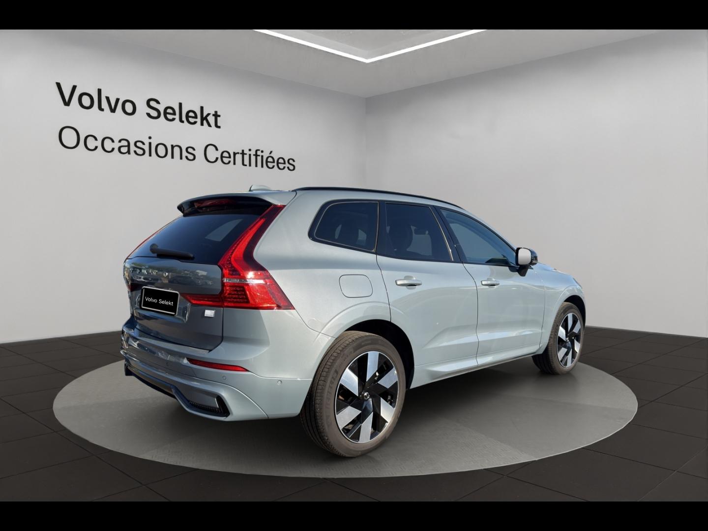 Image VOLVO XC60 T6 Hybride Rechargeable 253 + 145ch Ultra Style Dark Geartronic 8 AWD