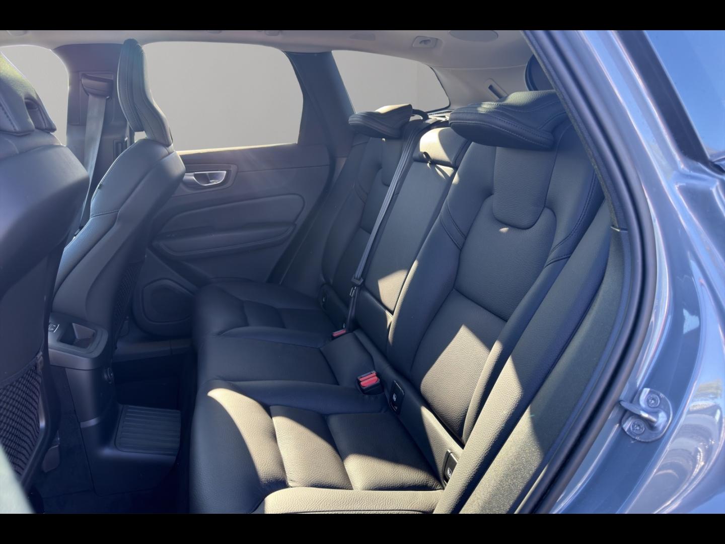 Image VOLVO XC60 T6 Hybride Rechargeable 253 + 145ch Ultra Style Dark Geartronic 8 AWD