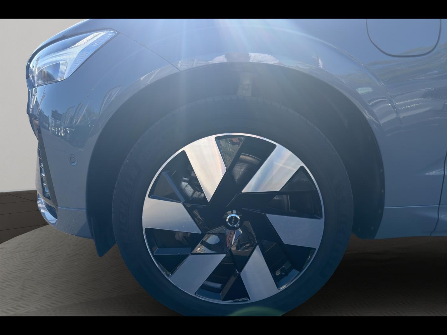 Image VOLVO XC60 T6 Hybride Rechargeable 253 + 145ch Ultra Style Dark Geartronic 8 AWD